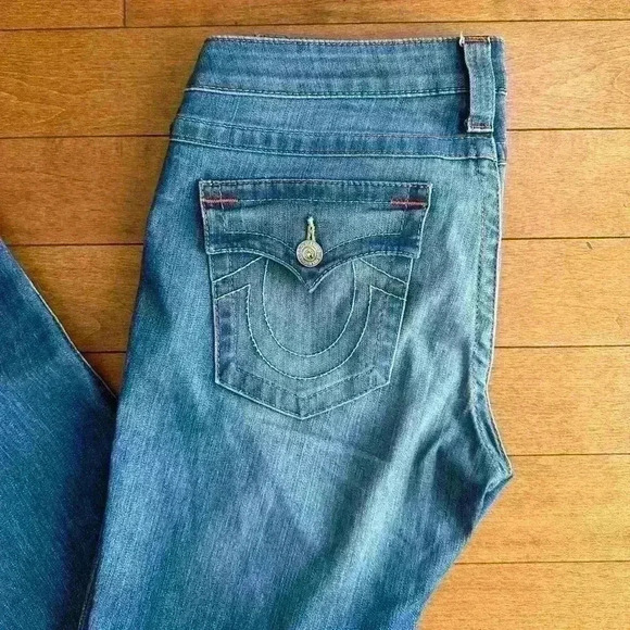 True Religion | Women’s low mid rise light wash skinny jeans size 31(runs small) - Picture 3 of 4